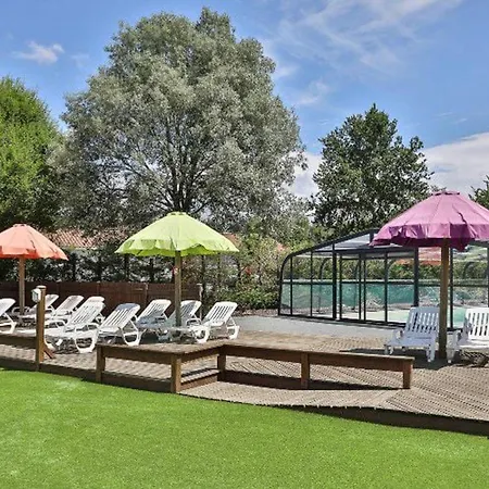 Mobil-home 2 Avec Terrasse - Api-1-52-456 Les Achards (Vendee)