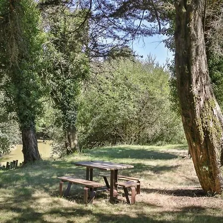 Mobil-home 2 Avec Terrasse - Api-1-52-456 * Les Achards (Vendee)