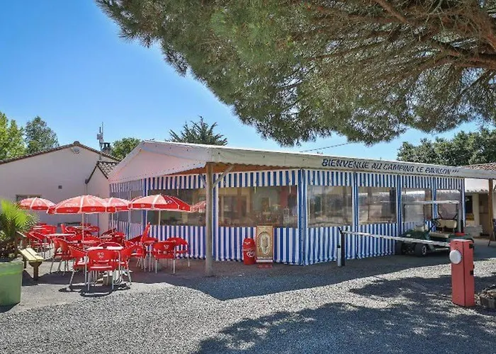 Kemping Mobil-home 2 Avec Terrasse - Api-1-52-456 *